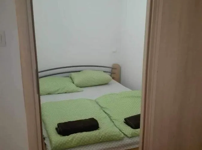 7Dab Apartment Akacfa
